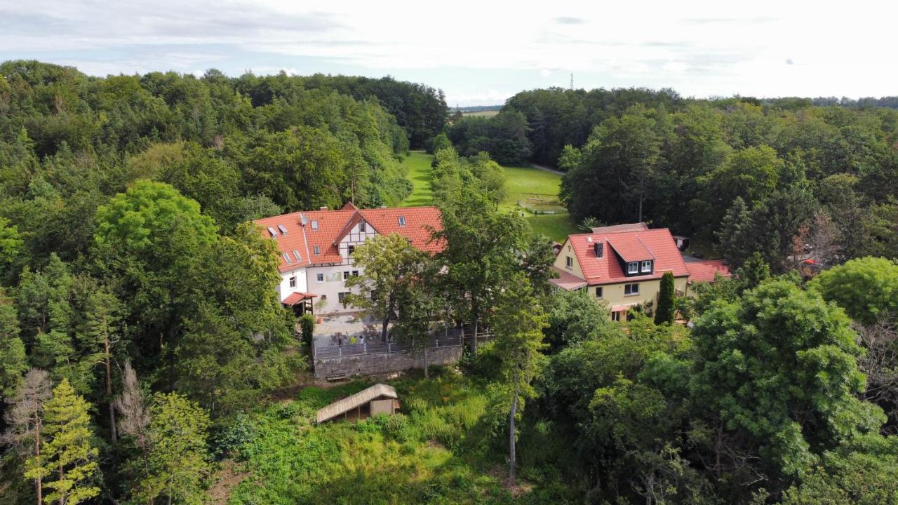 Отель Stiefelburg Der Berghof Nauendorf  Экстерьер фото